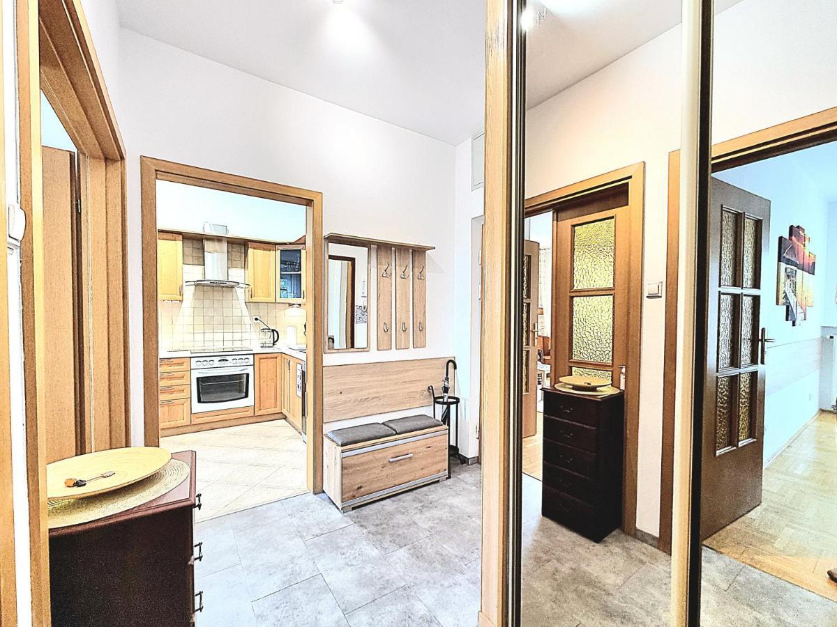 Saska Kepa Apartment Varsovia Exterior foto